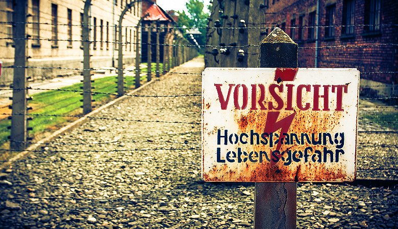 Auschwitz Tour 5 h tour from Krakow